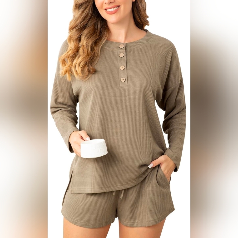 Women's Button-Up Pajama Set - Taupe